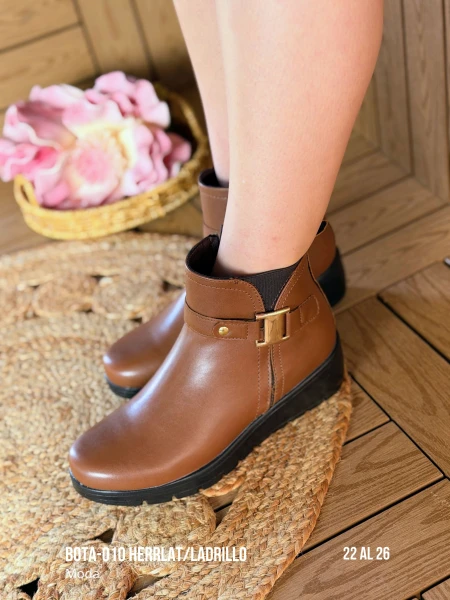 BOTA-010 HERRLAT/LADRILLO