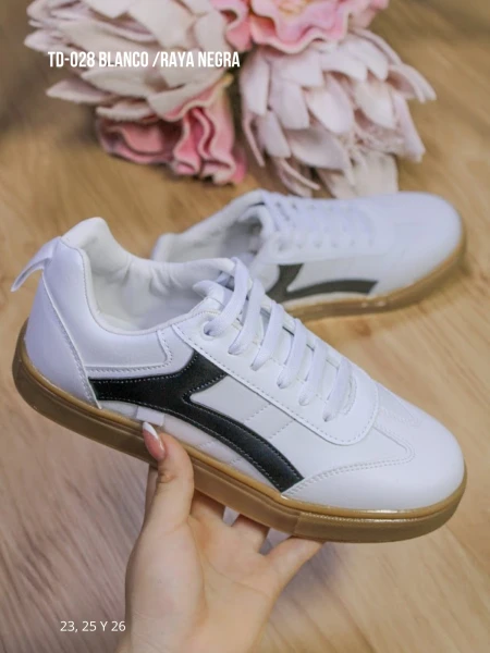 TD-028 BLANCO /RAYA NEGRA